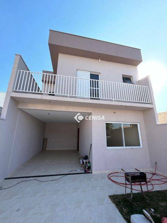 Casa à venda com 3 quartos, 135m² - Foto 2