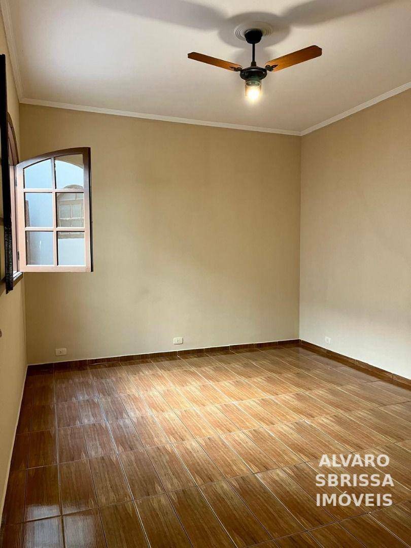 Casa à venda com 4 quartos, 246m² - Foto 23