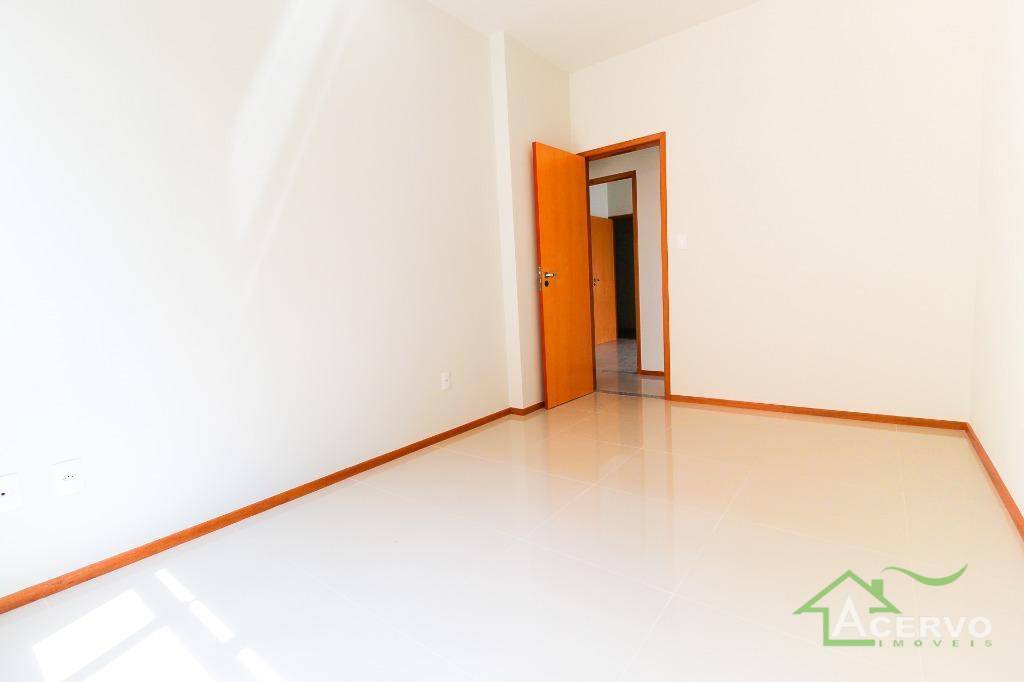 Apartamento à venda com 3 quartos, 96m² - Foto 13