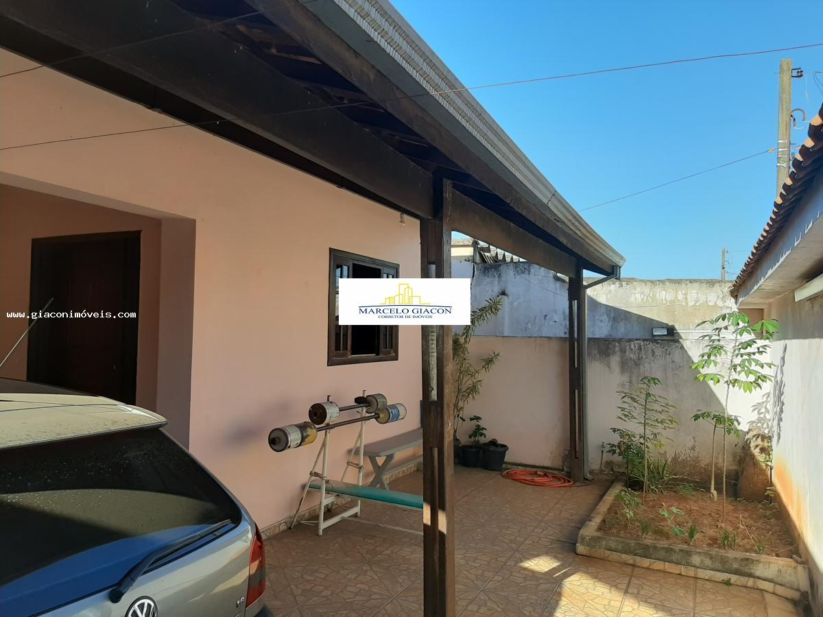 Casa à venda com 3 quartos, 300m² - Foto 17