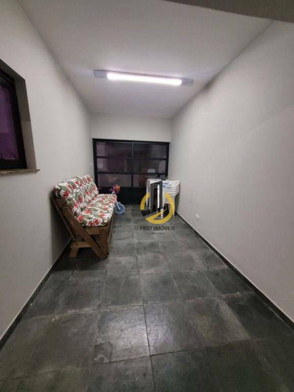 Casa à venda com 3 quartos, 227m² - Foto 20