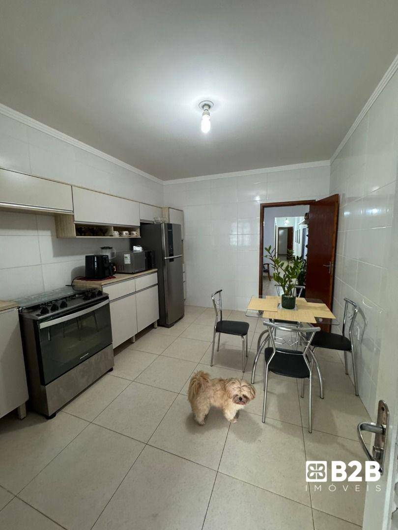 Casa à venda com 2 quartos, 108m² - Foto 7