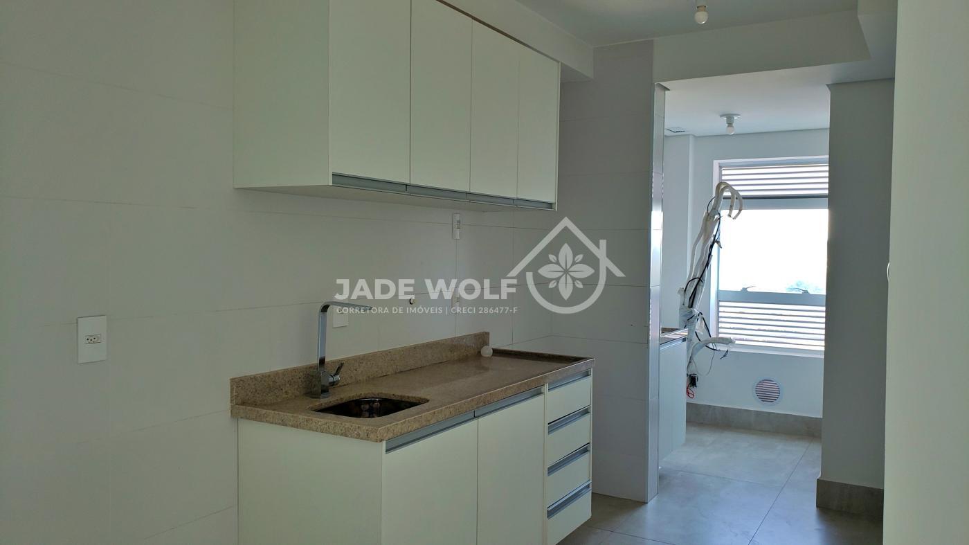 Apartamento à venda com 3 quartos, 103m² - Foto 3