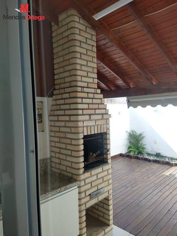 Casa de Condomínio à venda e aluguel com 2 quartos, 65m² - Foto 1