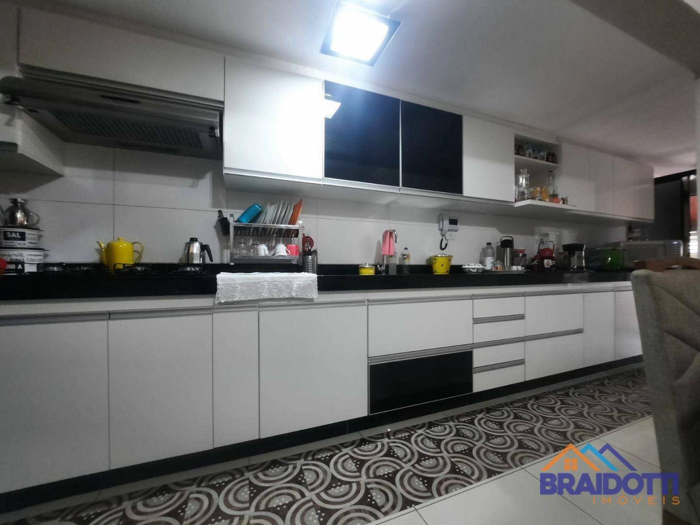 Casa à venda com 3 quartos, 130m² - Foto 5