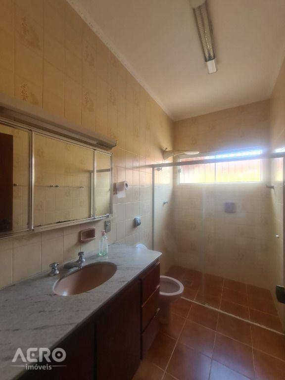 Casa à venda com 3 quartos, 280m² - Foto 10