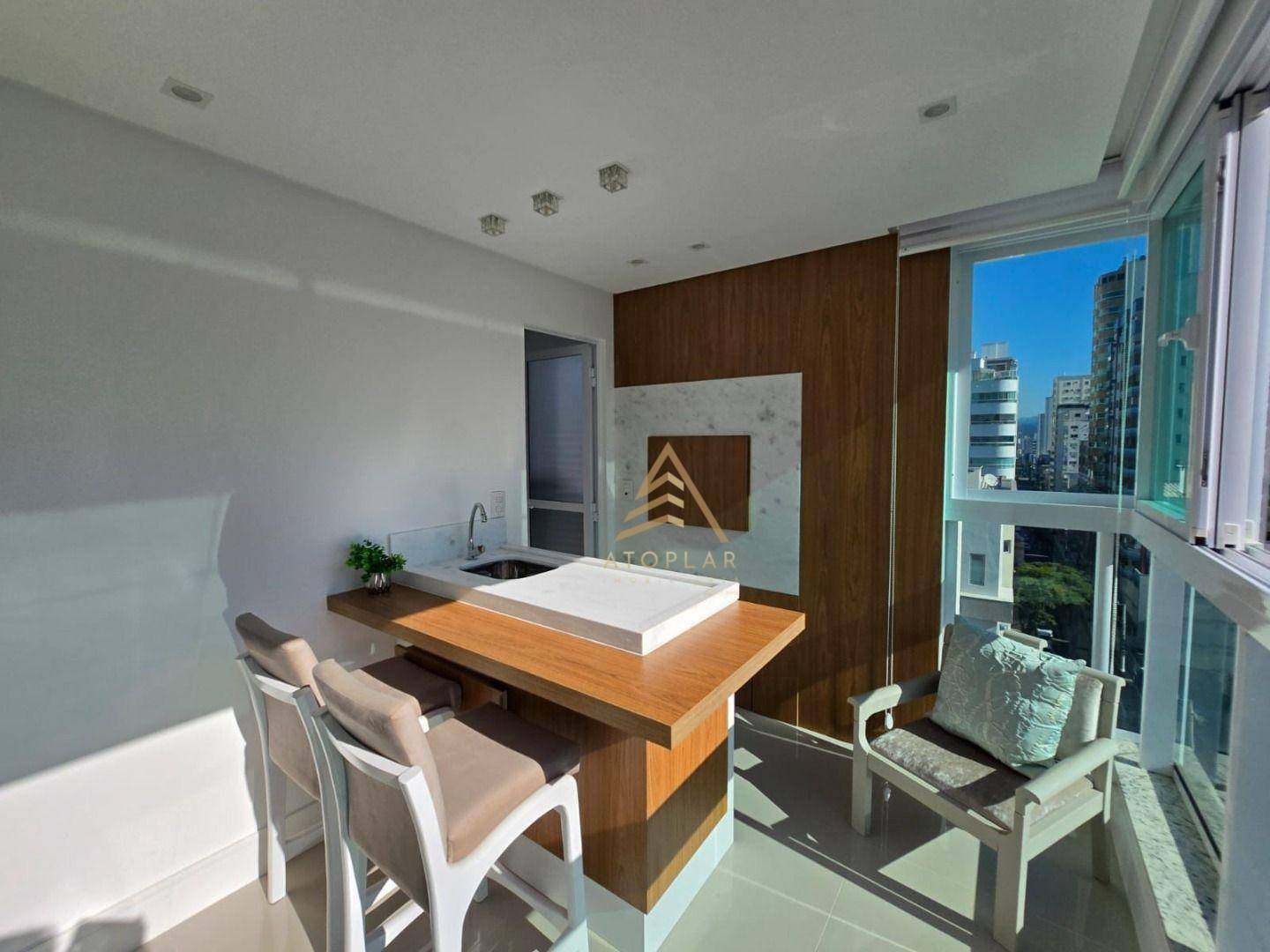 Apartamento à venda com 3 quartos, 117m² - Foto 5