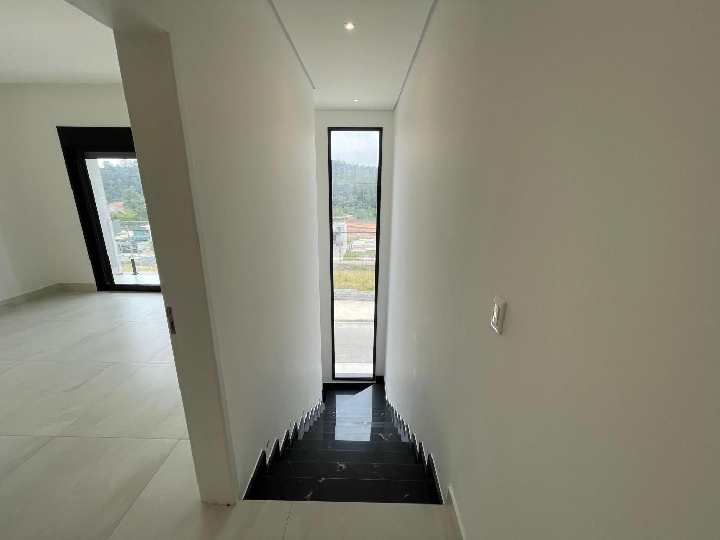 Casa à venda com 3 quartos, 227m² - Foto 18