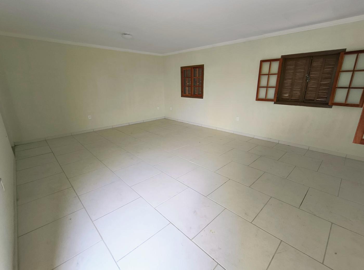 Casa à venda com 3 quartos, 450m² - Foto 5