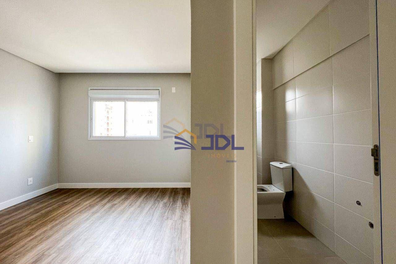 Apartamento à venda com 3 quartos, 118m² - Foto 7