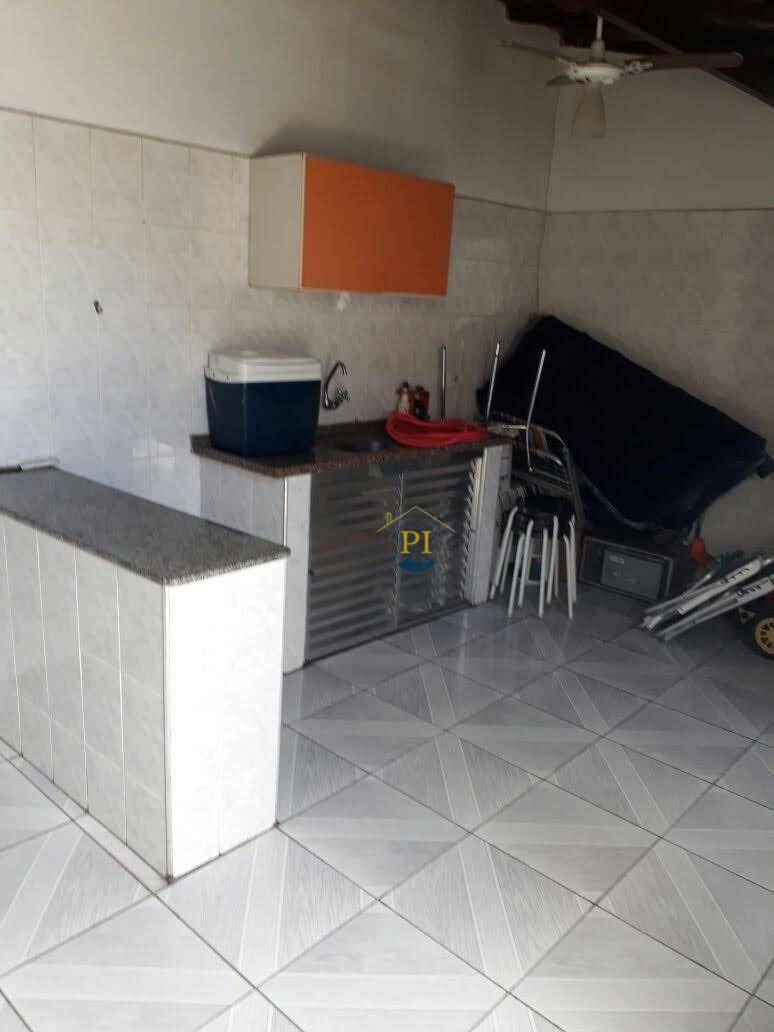 Casa à venda com 2 quartos, 75m² - Foto 8