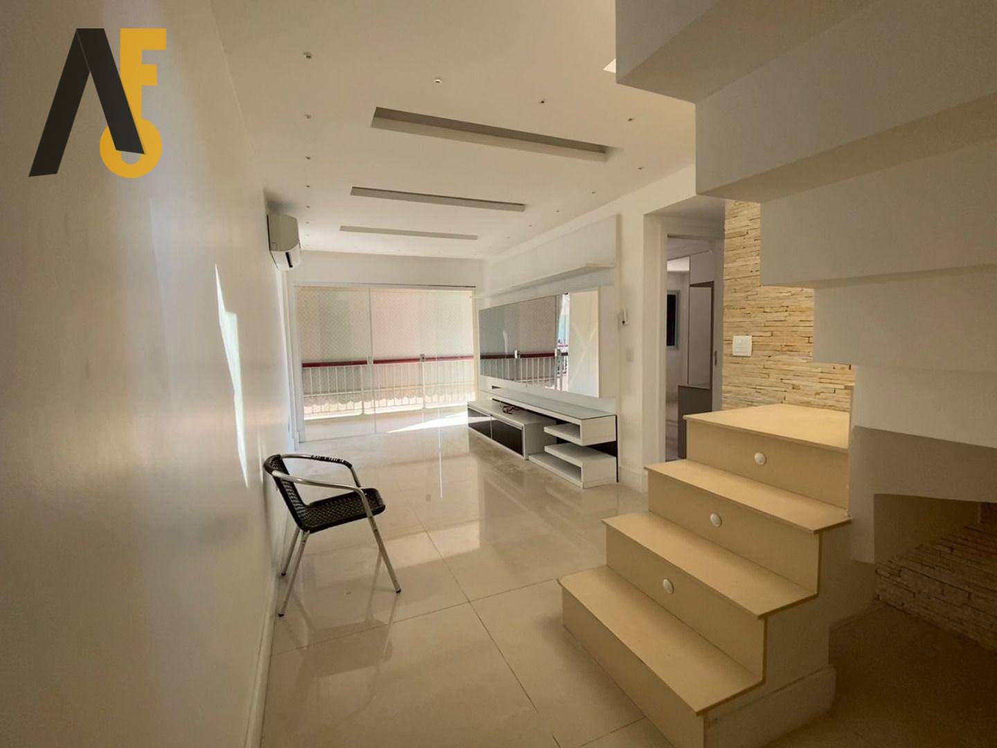 Cobertura à venda com 3 quartos, 156m² - Foto 1