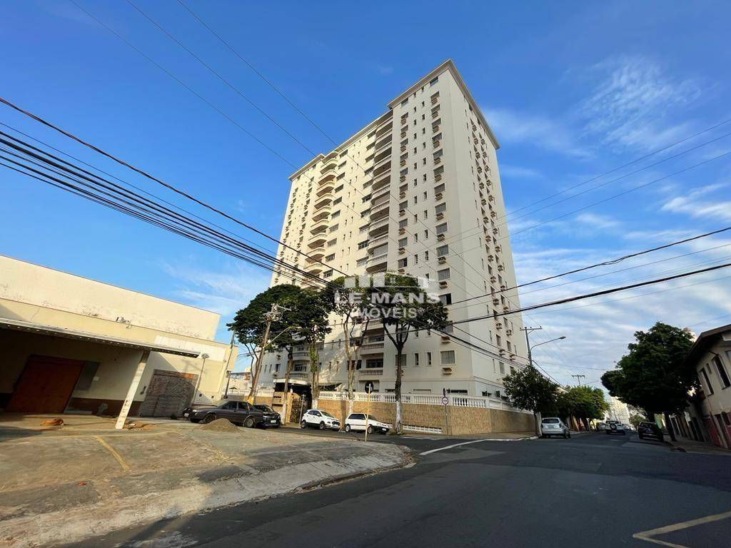 Apartamento, 3 quartos, 152 m² - Foto 1