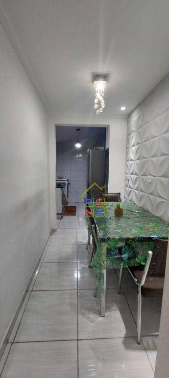 Sobrado à venda com 2 quartos, 70m² - Foto 24