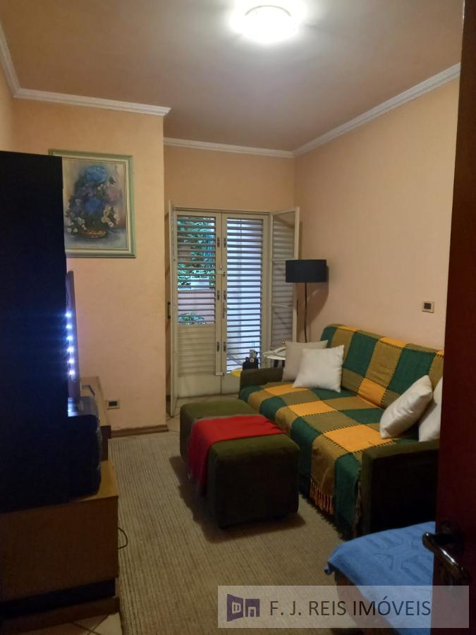 Sobrado à venda com 4 quartos, 250m² - Foto 11