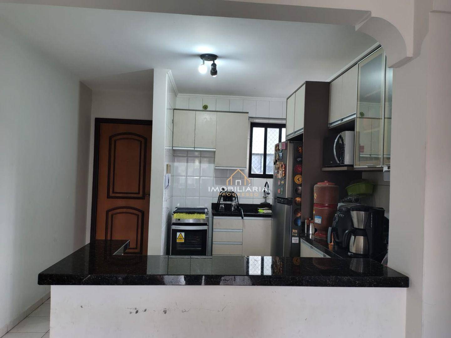 Apartamento à venda com 3 quartos, 65m² - Foto 4