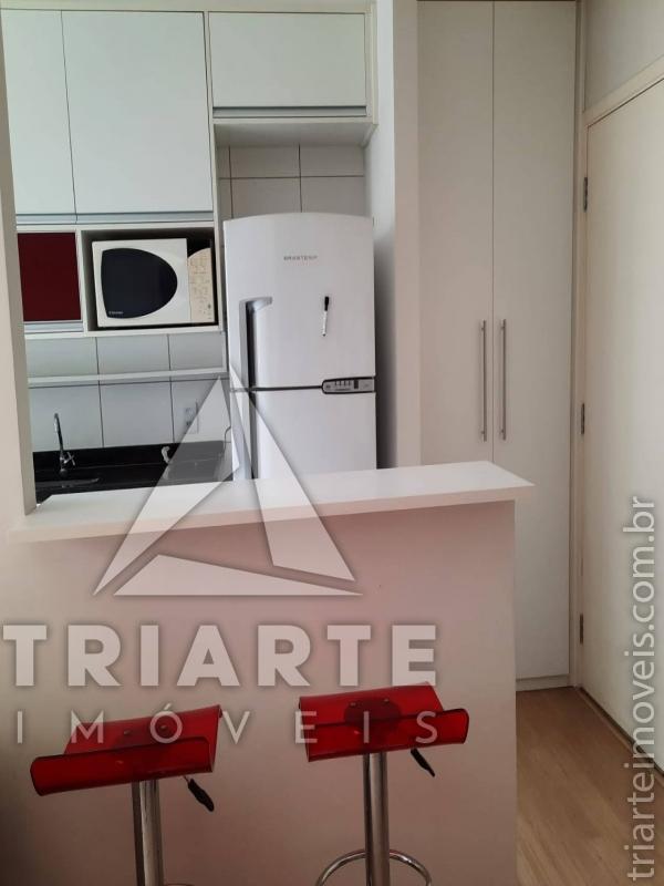 Apartamento à venda com 2 quartos, 57m² - Foto 2