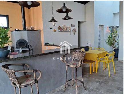 Casa de Condomínio à venda com 4 quartos, 300m² - Foto 4