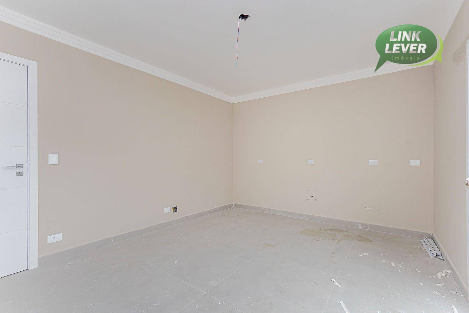 Sobrado à venda com 4 quartos, 258m² - Foto 8