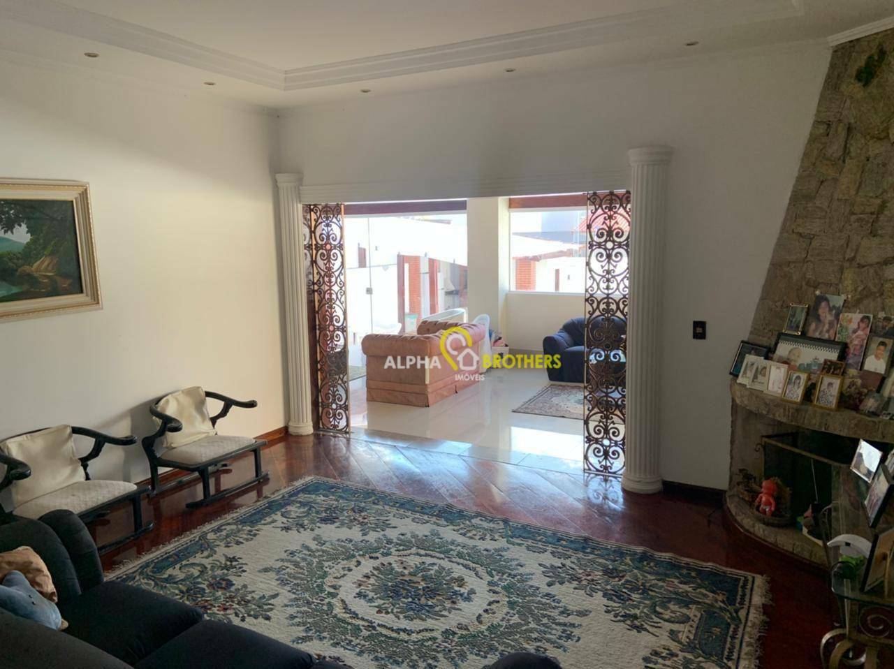 Casa de Condomínio à venda com 4 quartos, 450m² - Foto 4