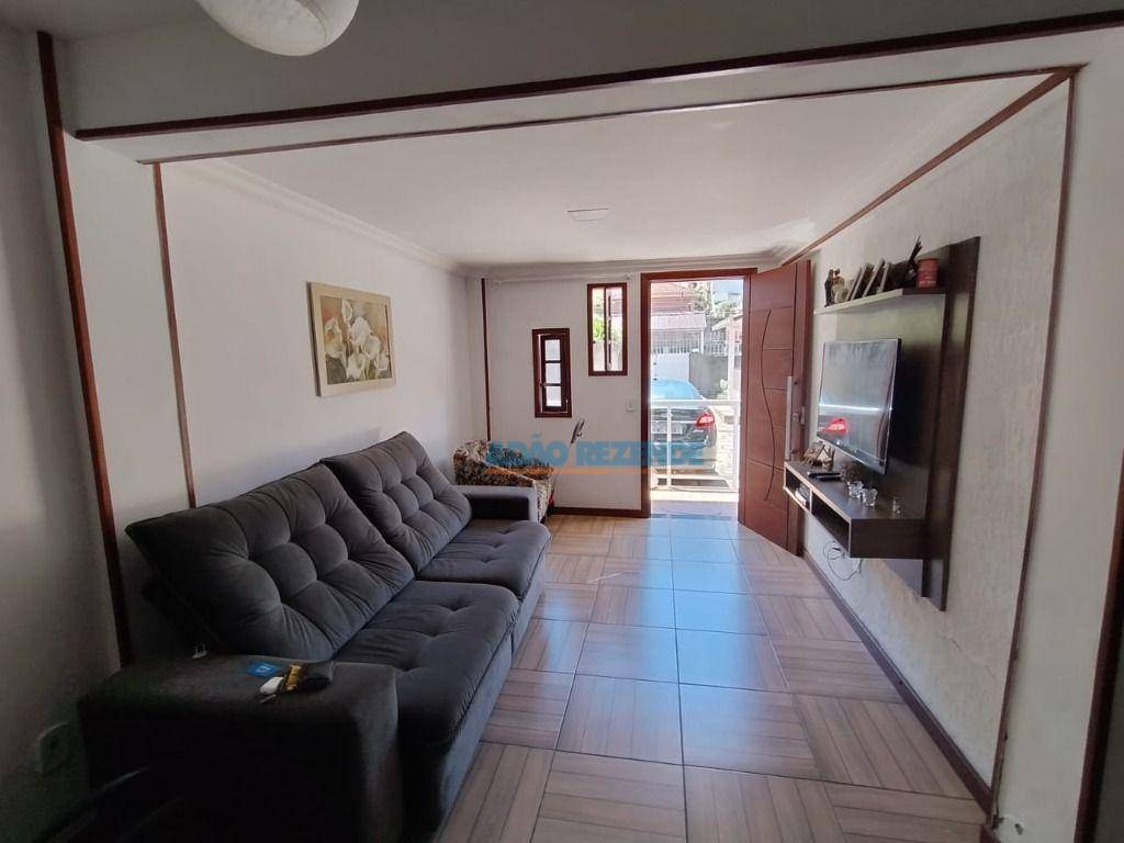 Casa à venda com 4 quartos, 221m² - Foto 42