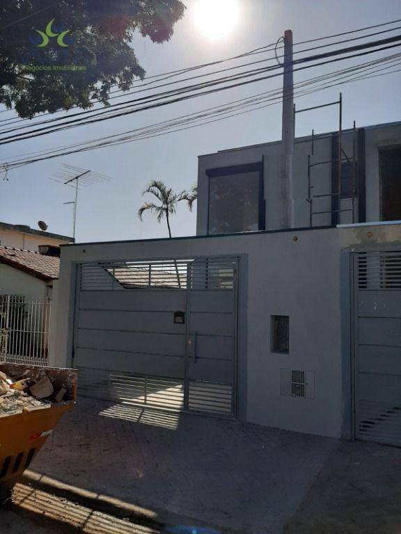 Sobrado à venda com 3 quartos, 120m² - Foto 1