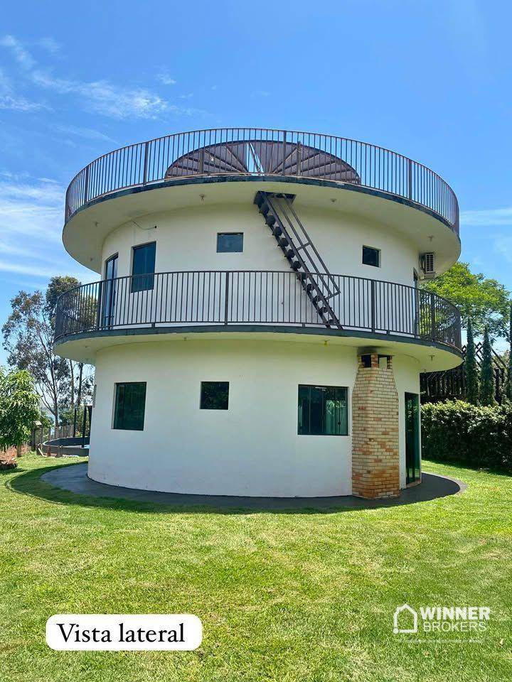 Chácara, 4 quartos, 3273 m² - Foto 1