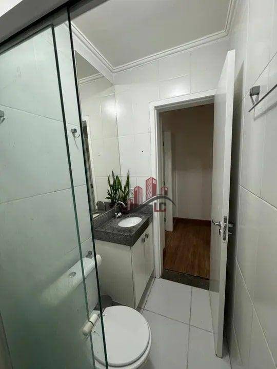 Apartamento para alugar com 2 quartos, 49m² - Foto 5