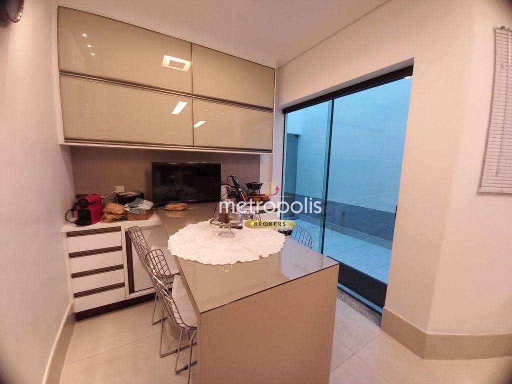 Sobrado à venda com 4 quartos, 354m² - Foto 24