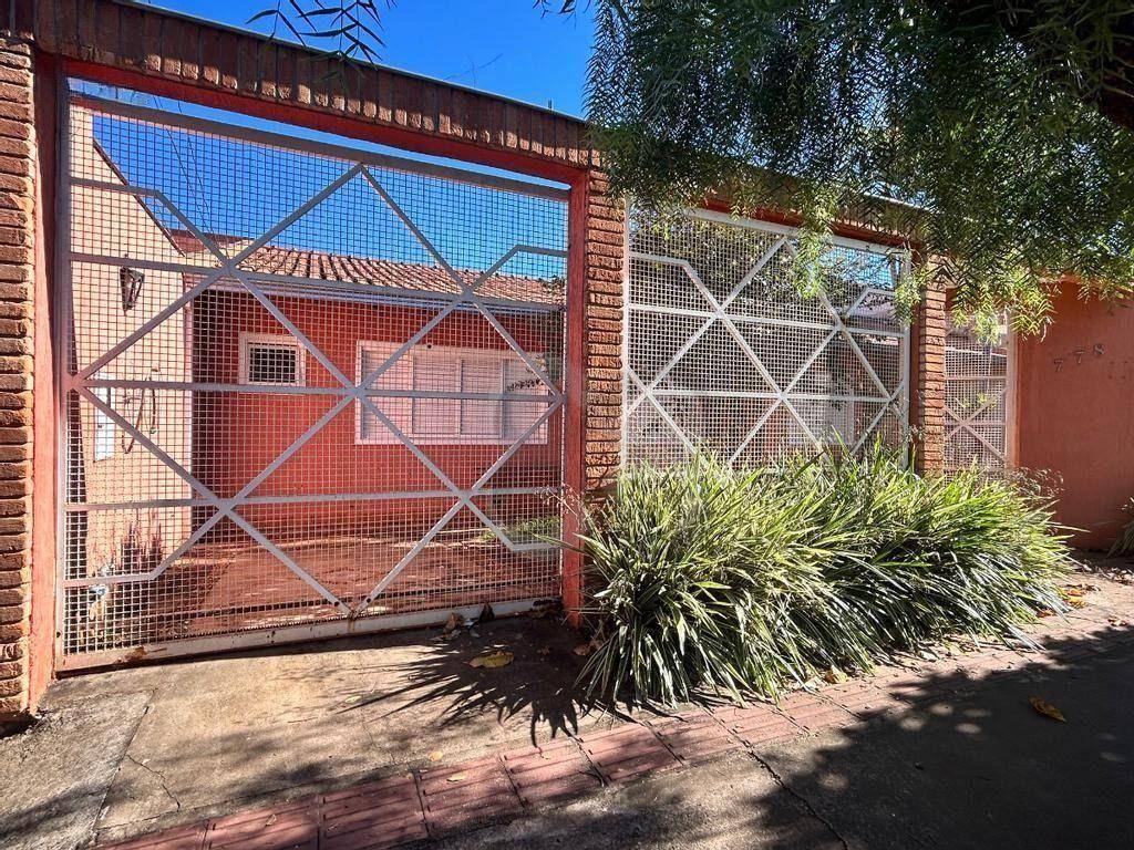 Casa, 4 quartos, 180 m² - Foto 2