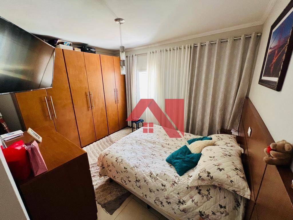 Casa à venda com 3 quartos, 180m² - Foto 18