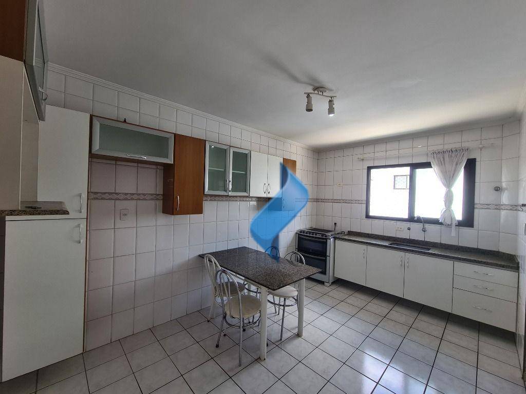 Apartamento à venda com 3 quartos, 107m² - Foto 22