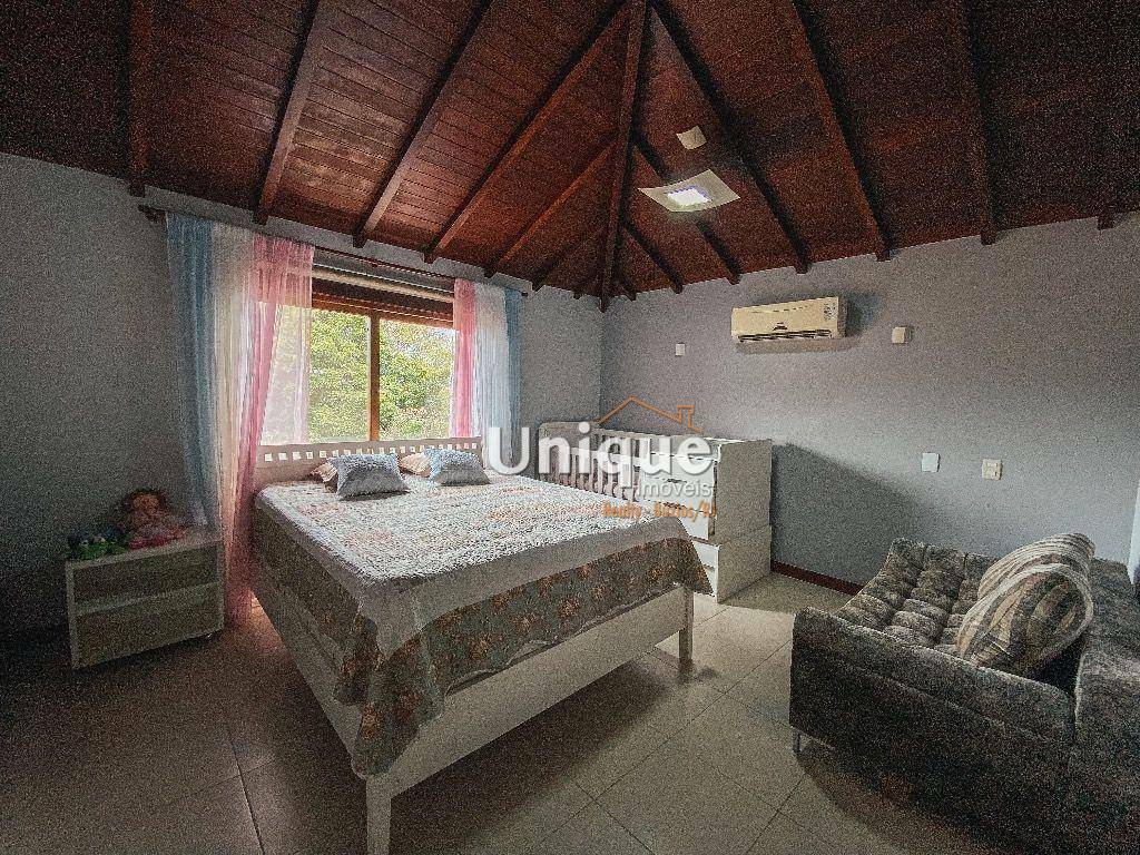 Casa de Condomínio à venda com 5 quartos, 260m² - Foto 20