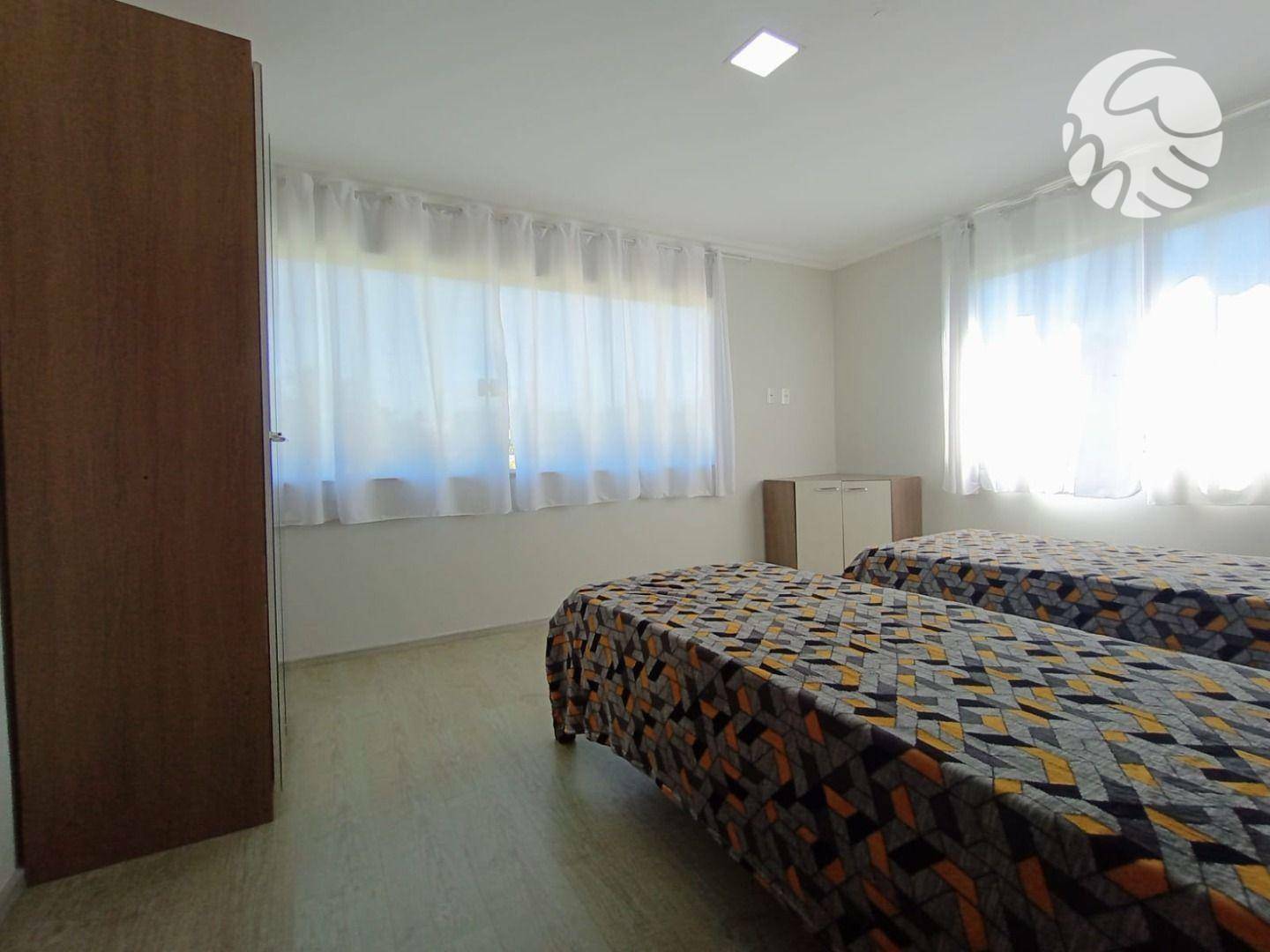 Casa de Condomínio à venda com 8 quartos, 600m² - Foto 45