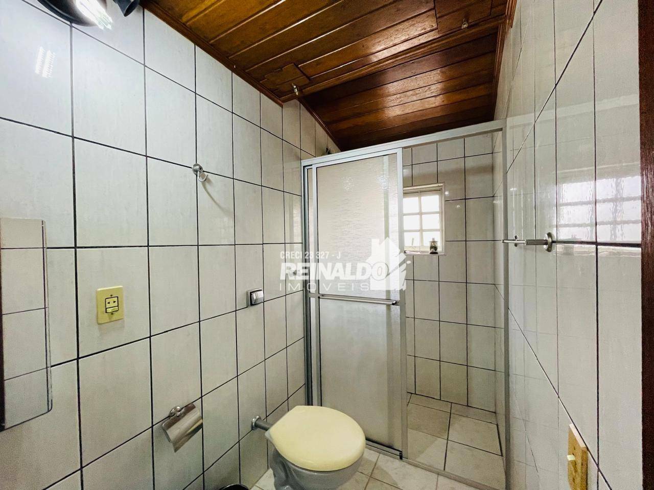 Casa de Condomínio à venda e aluguel com 2 quartos, 197m² - Foto 2