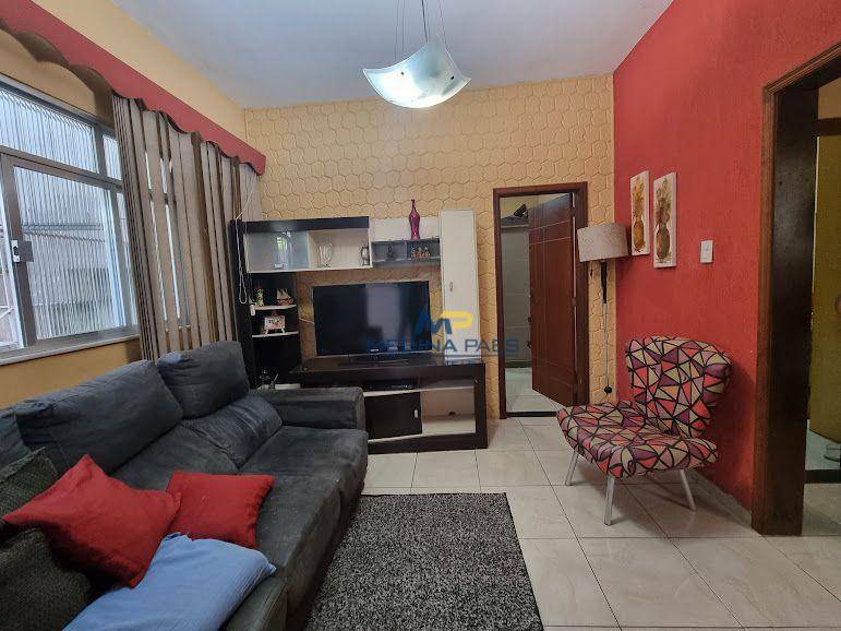 Casa à venda com 2 quartos, 75m² - Foto 4