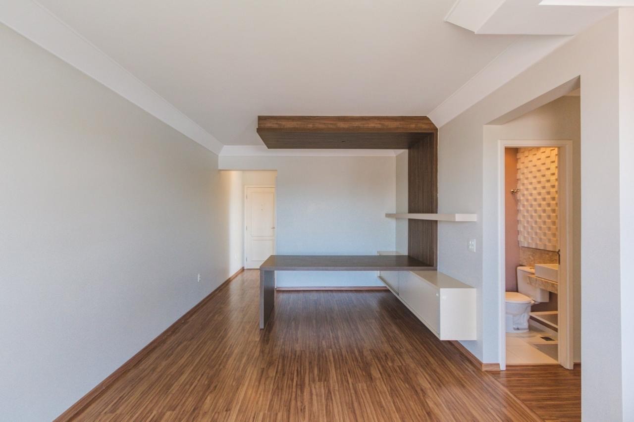 Apartamento para alugar com 3 quartos, 107m² - Foto 15