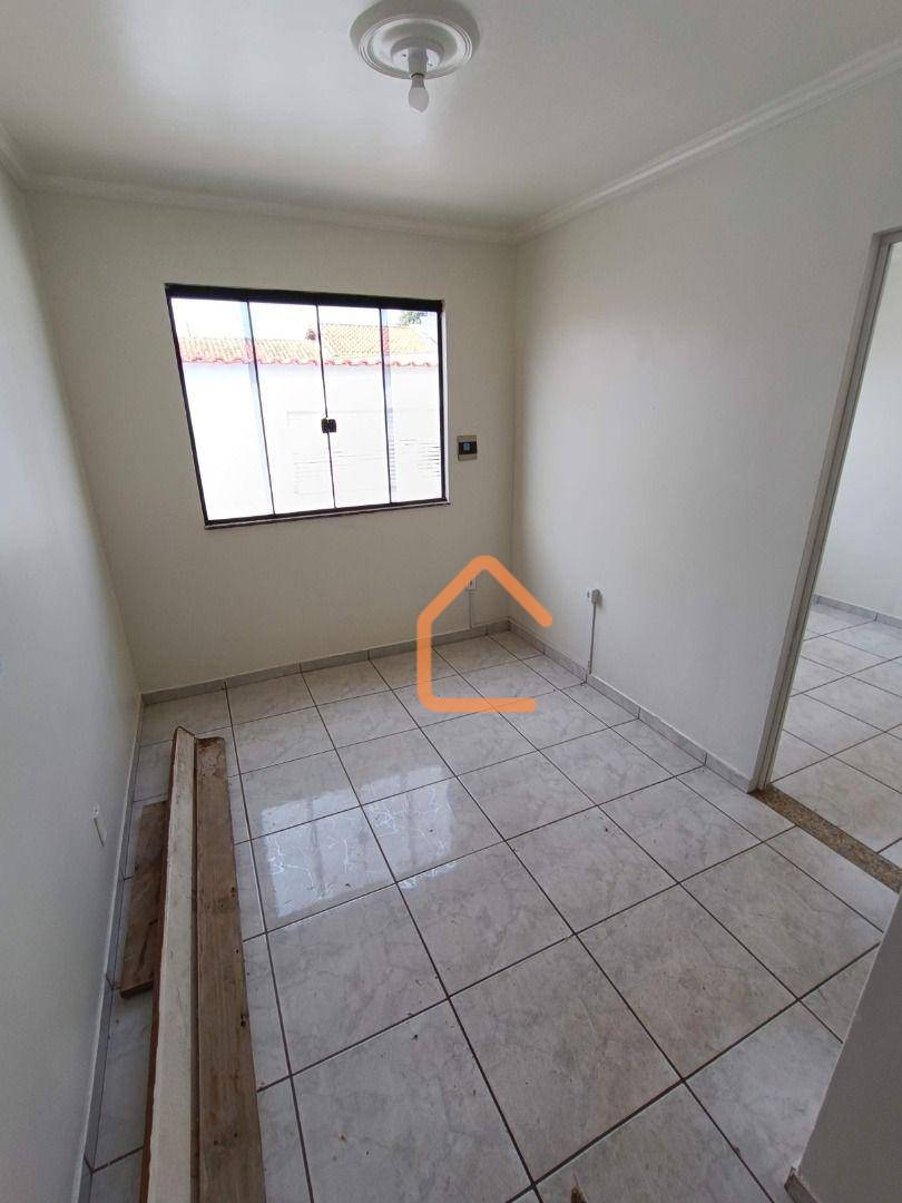 Casa à venda com 4 quartos, 120m² - Foto 5