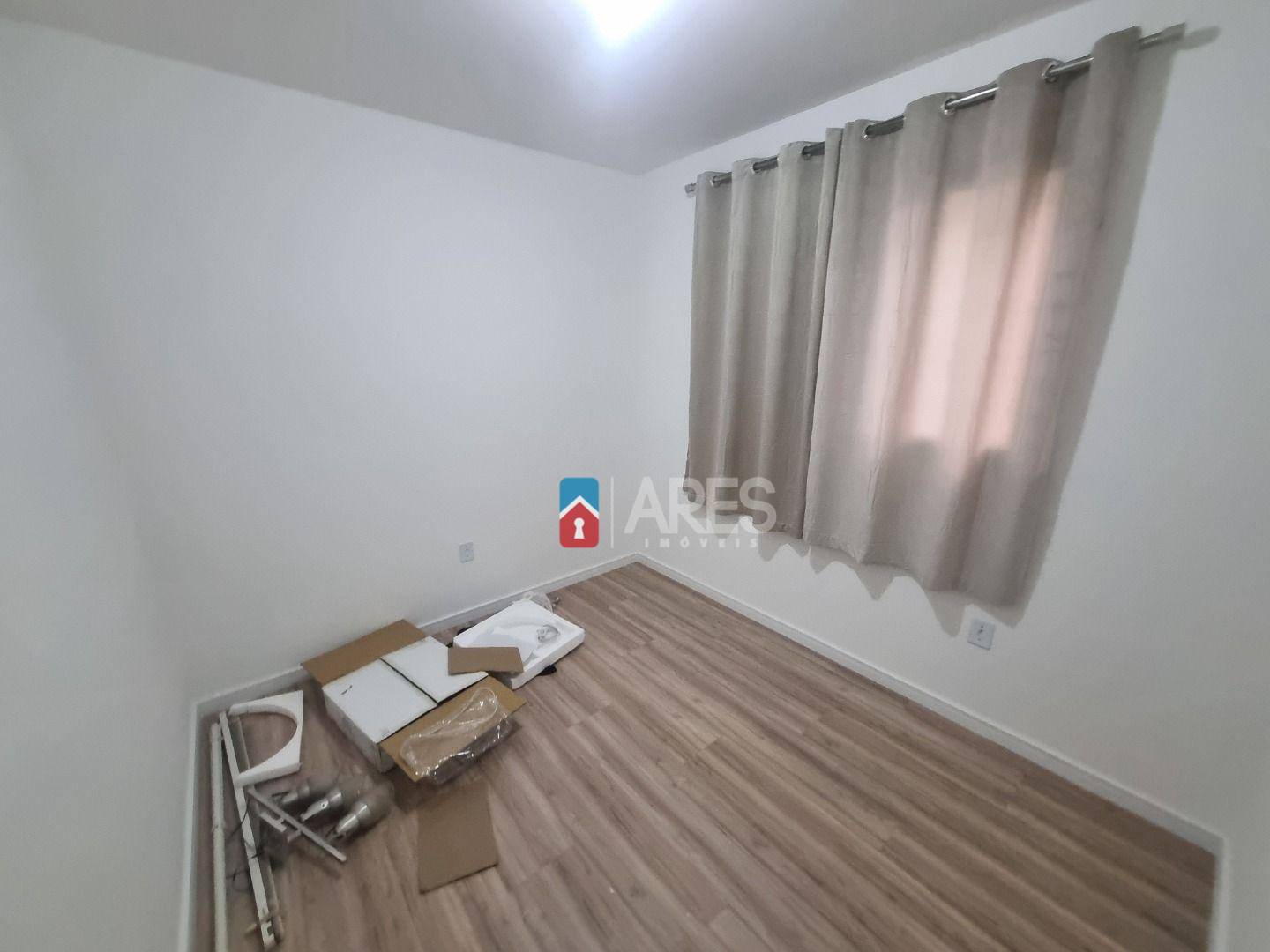 Apartamento à venda com 2 quartos, 49m² - Foto 2