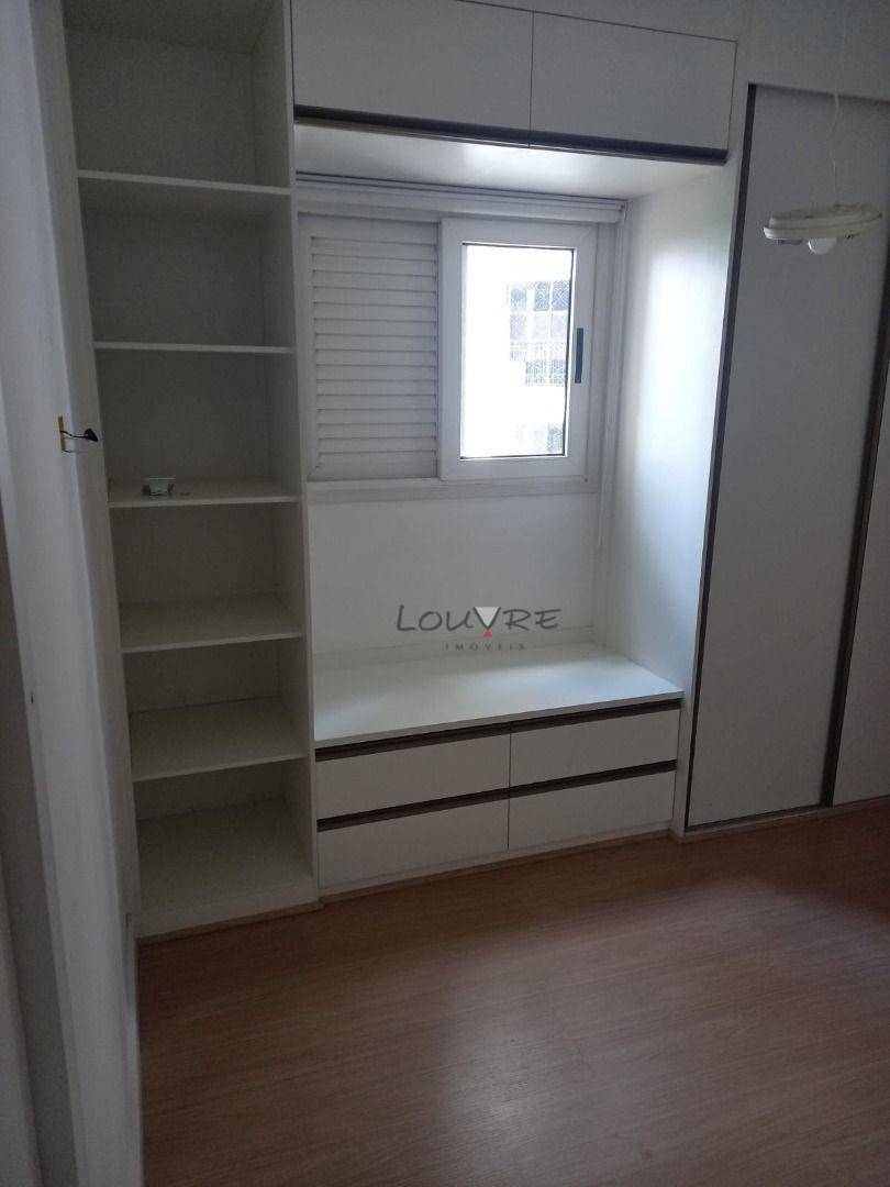 Apartamento à venda com 3 quartos, 76m² - Foto 7