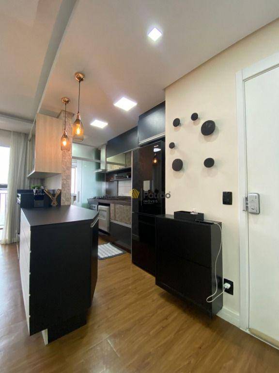 Apartamento à venda com 2 quartos, 71m² - Foto 4