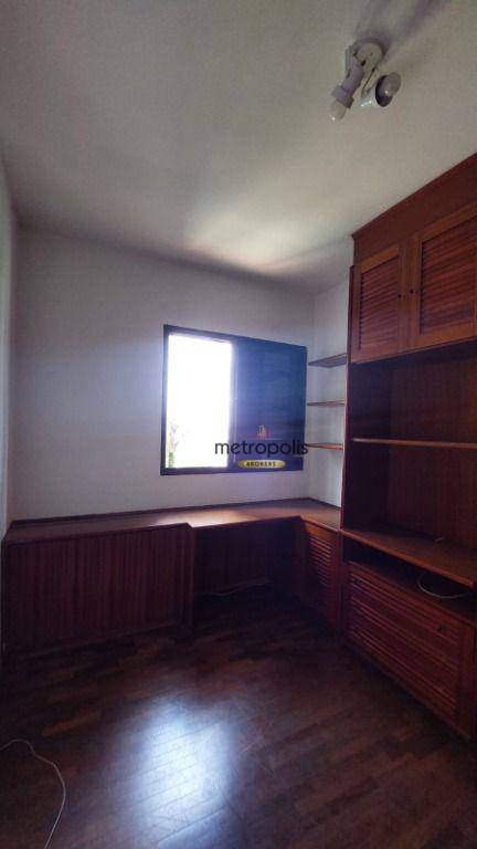 Apartamento para alugar com 3 quartos, 85m² - Foto 17