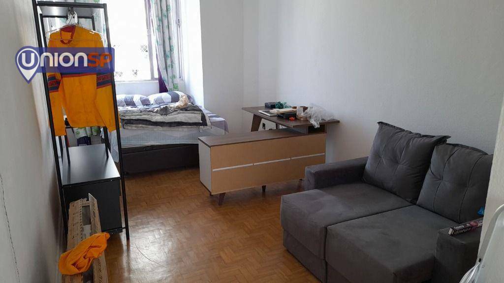 Apartamento à venda com 1 quarto, 37m² - Foto 2