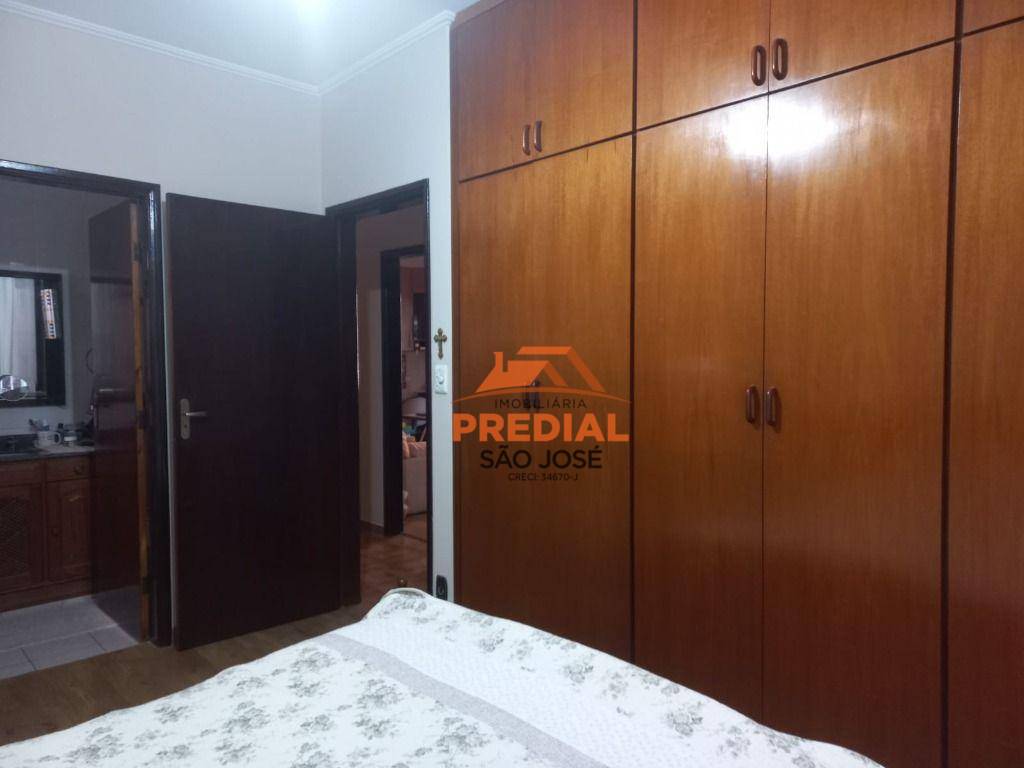 Casa à venda com 3 quartos, 130m² - Foto 3