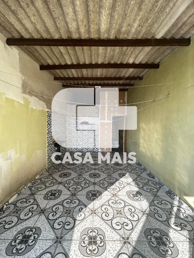 Casa à venda com 6 quartos, 250m² - Foto 23