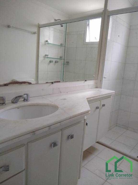 Apartamento à venda com 2 quartos, 70m² - Foto 16