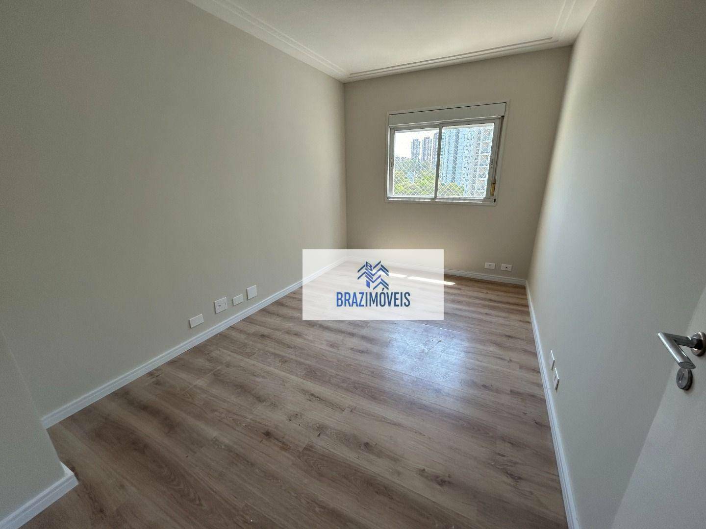 Apartamento à venda com 4 quartos, 177m² - Foto 10