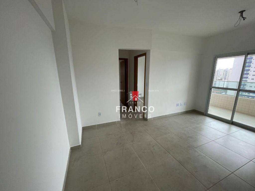 Apartamento à venda com 2 quartos, 70m² - Foto 5