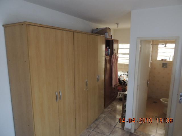 Casa à venda com 4 quartos, 80m² - Foto 4