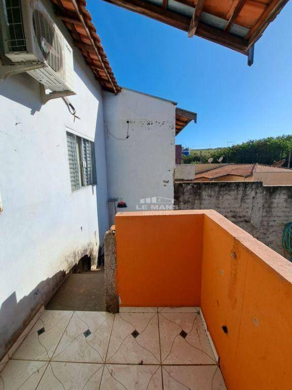 Casa à venda com 2 quartos, 78m² - Foto 8